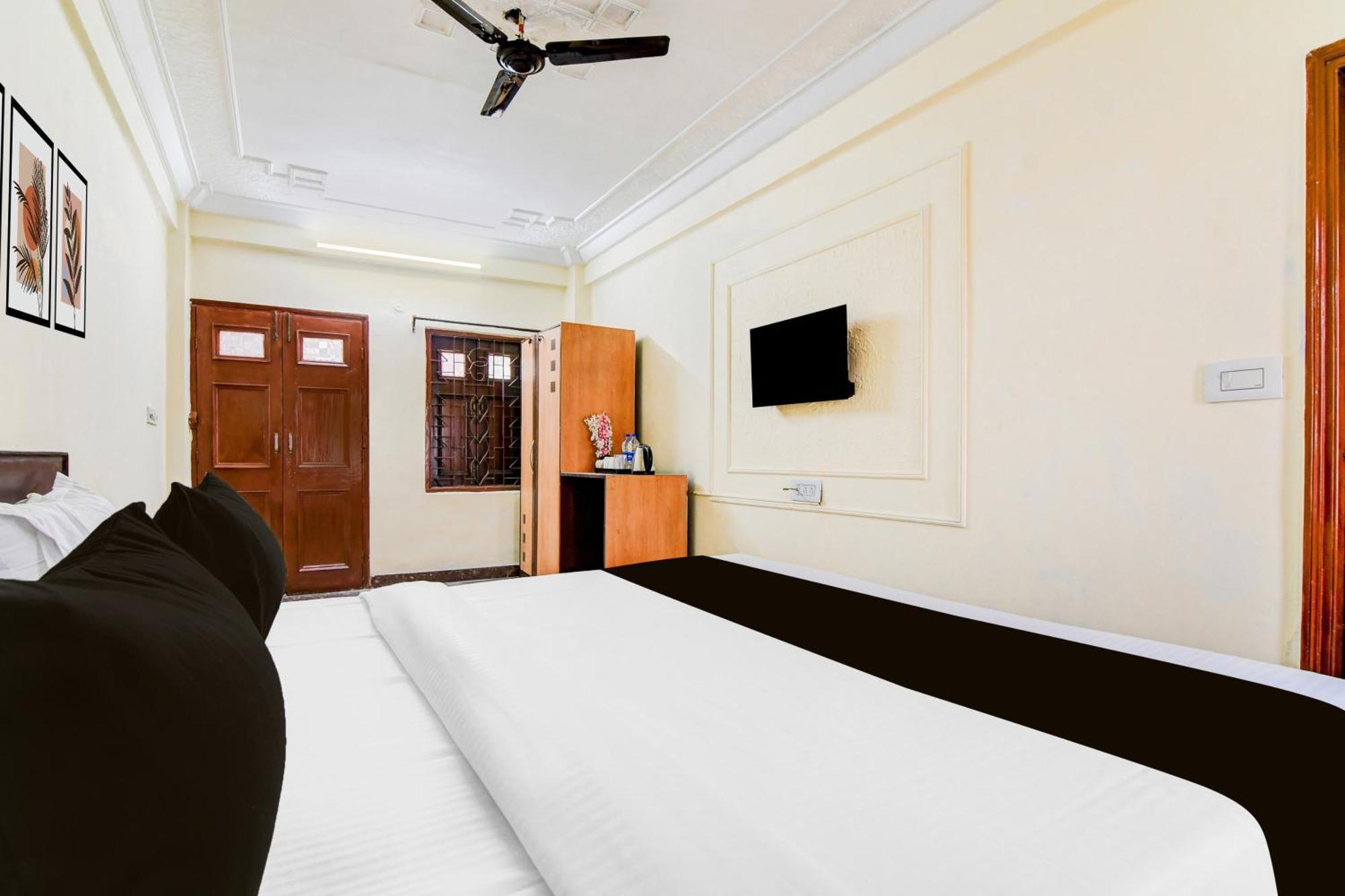 Super Hotel O Lenin Sarani Calcutta Exteriör bild